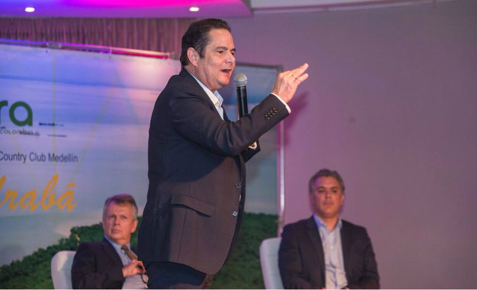 Corte se equivocó en el alcance que le dio a la dosis mínima: Vargas Lleras