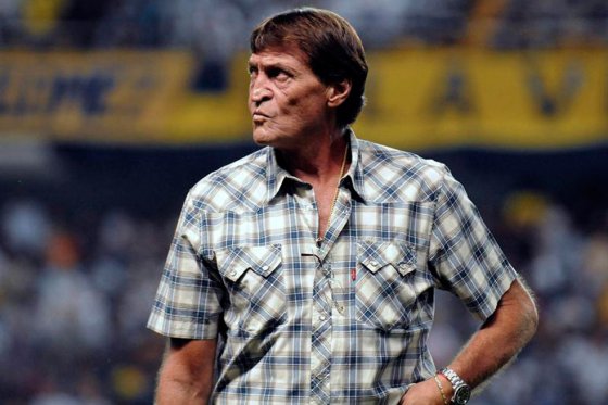 Julio César Falcioni no seguirá como técnico de Boca Juniors