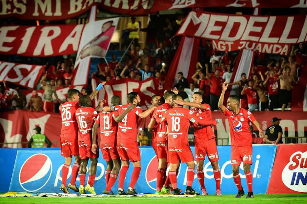 América inició con triunfo su camino por la Liga