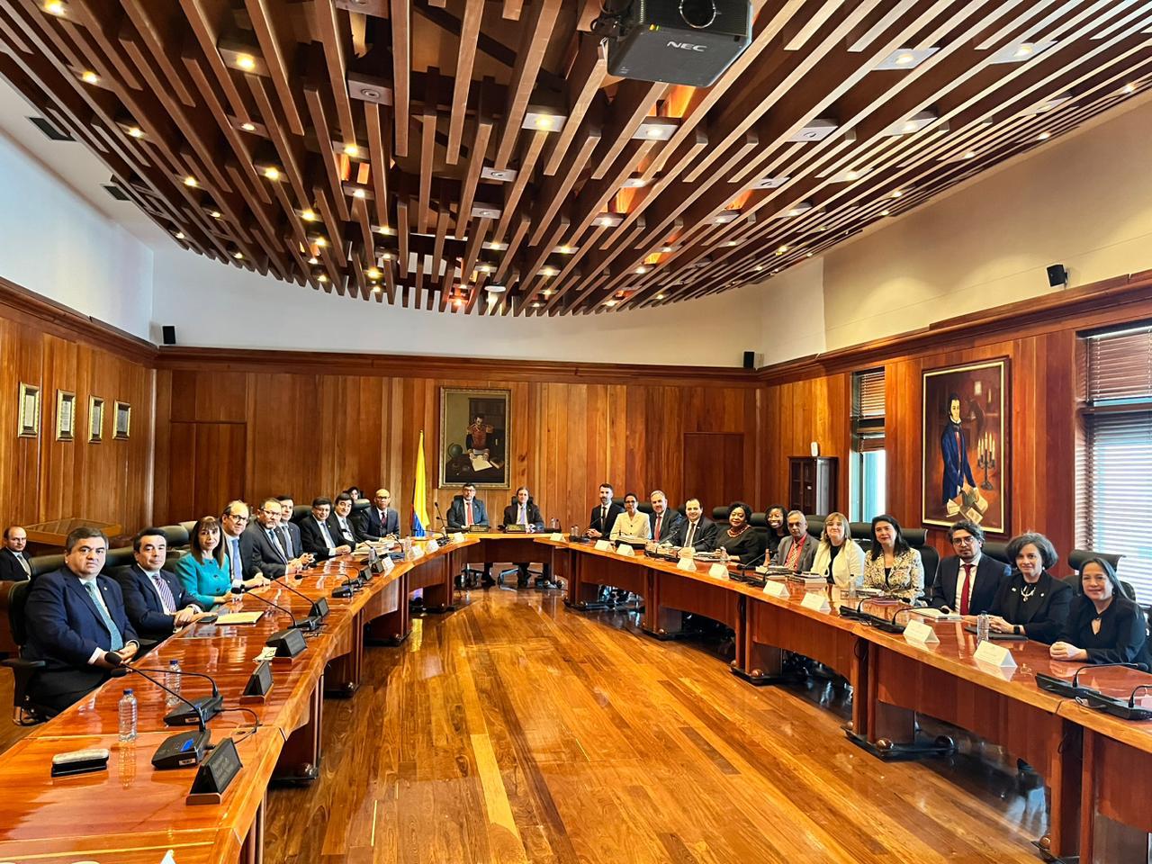 En su primer día en Colombia, la CIDH sostuvo reuniones con las altas cortes