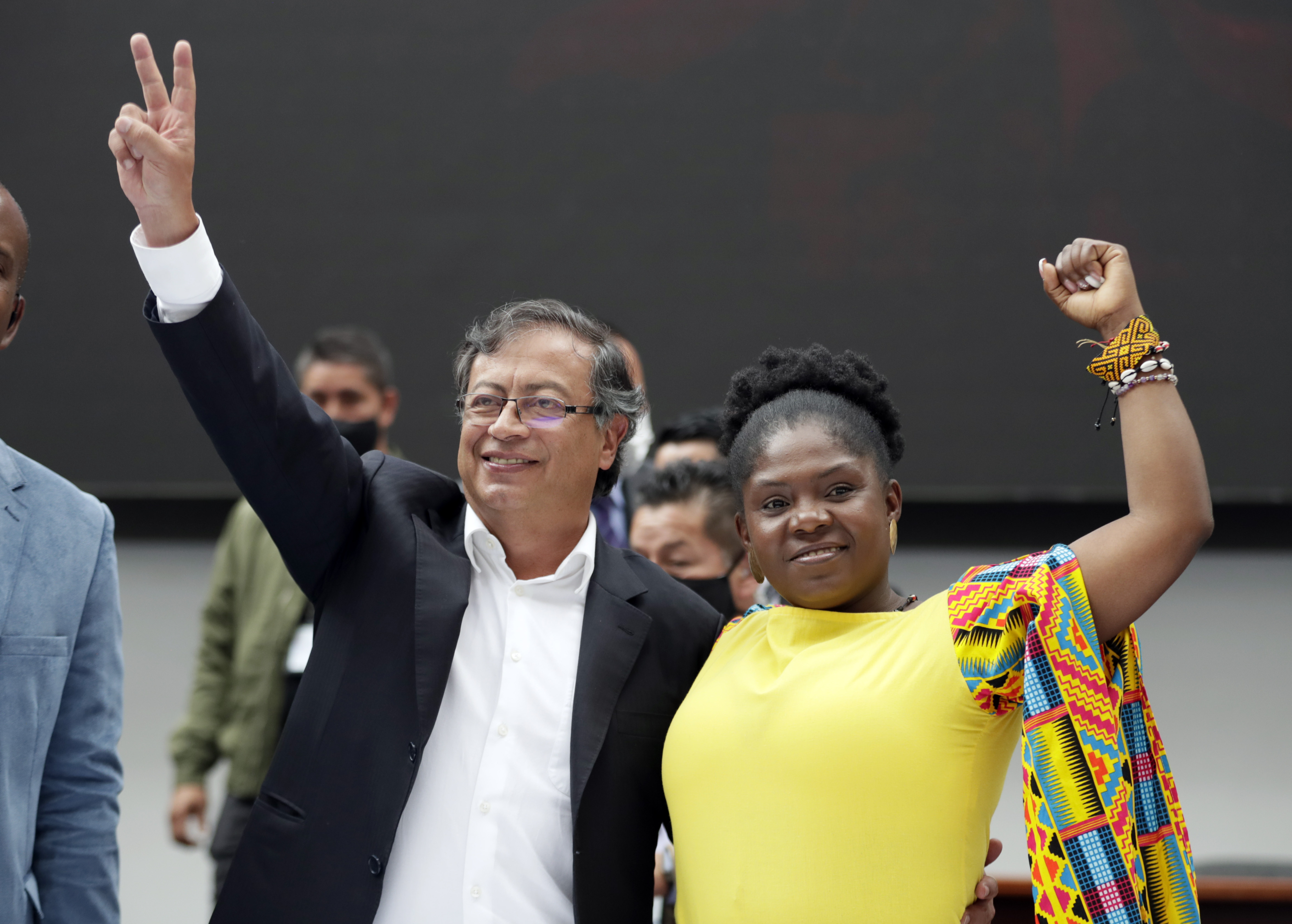 Más de 1.100 académicos adhieren a Gustavo Petro y Francia Márquez