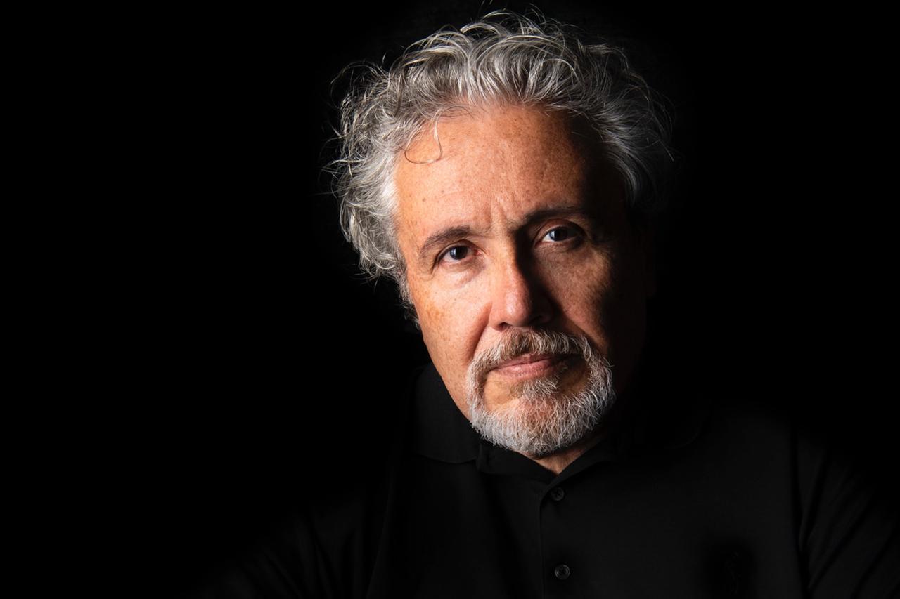 “Lo esencial es que, incluso con postura política, la obra tenga solidez estética”