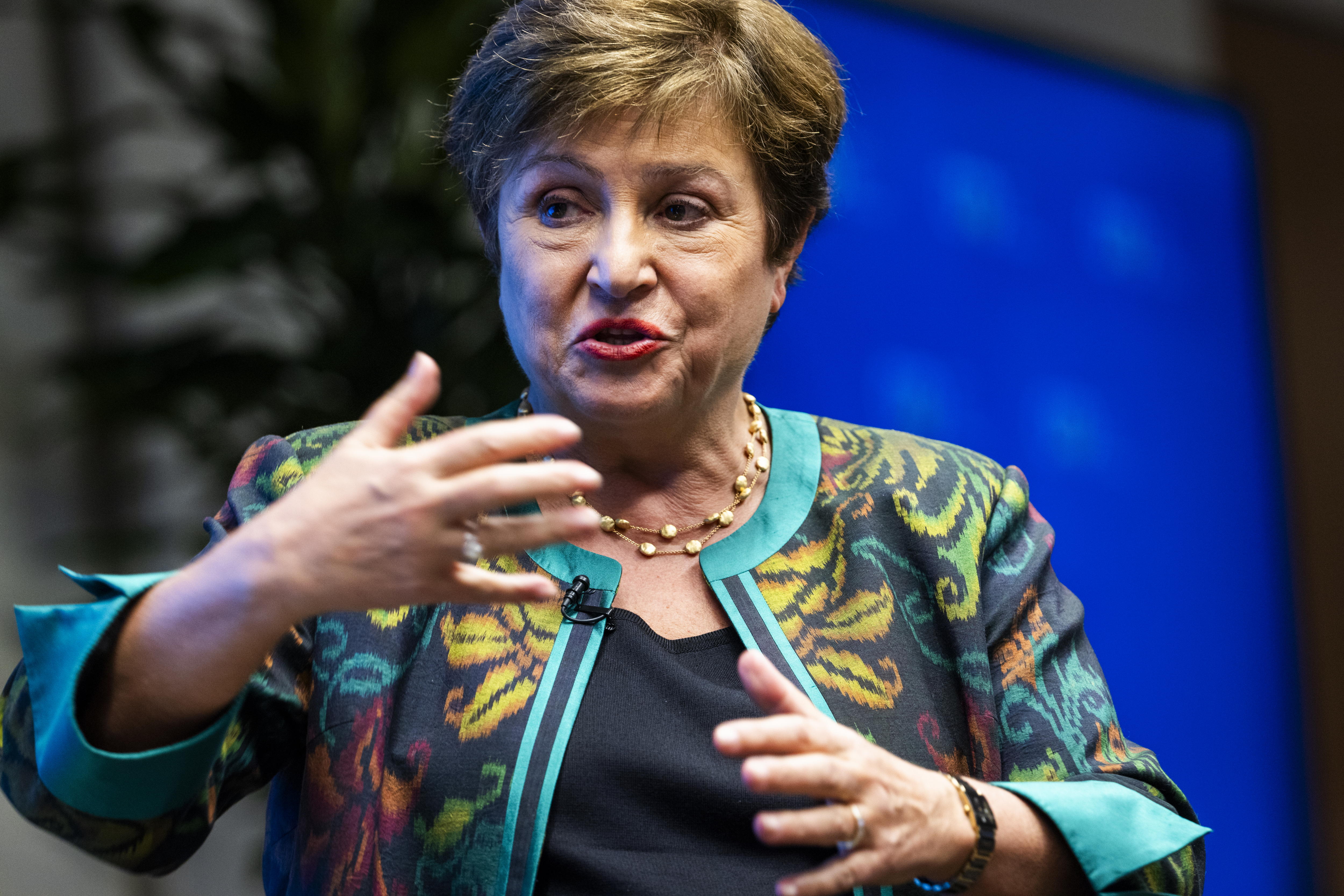 Washington (United States), 02/04/2024.- International Monetary Fund (IMF) Managing Director Kristalina Georgieva speaks about 'upcoming challenges' facing the World Bank Group with Center for Global Development (CGD) President Masood Ahmed (not pictured) at the CGD in Washington, DC, USA, 02 April 2024. The two also spoke about the flow of finances from the IMF to developing countries. EFE/EPA/JIM LO SCALZO