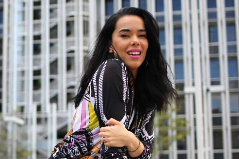 Beatriz Luengo lanza su versión de “Hawai” desde la óptica femenina