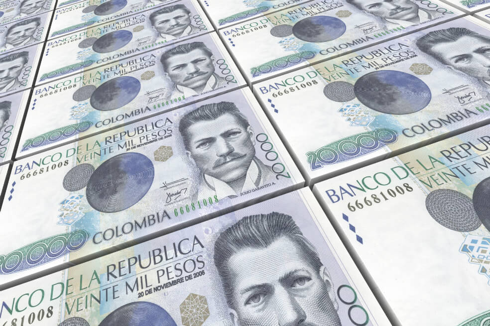 Déficit podría empujar al peso hacia mínimo histórico