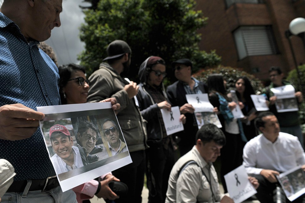 Plantón para conmemorar a los periodistas ecuatorianos asesinados