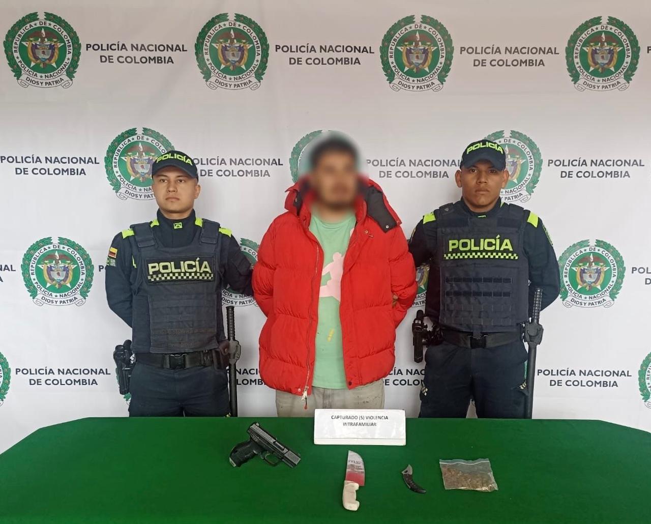 Así cayó sujeto que agredió con arma blanca a su hija y a su pareja en Bogotá