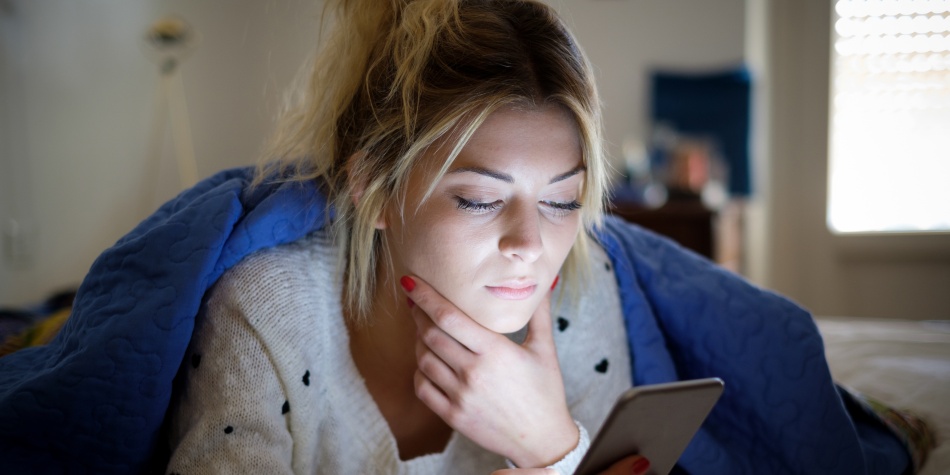 6 tips para que el brillo de la pantalla del celular no dañe tus ojos