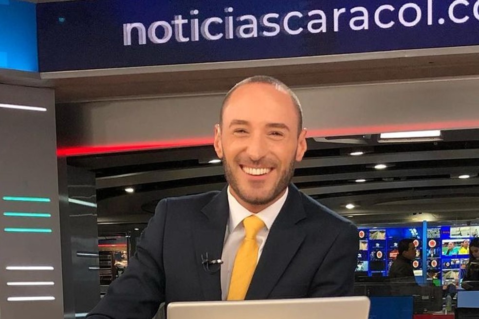 Andrés Montoya, presentador de Noticias Caracol, contó si está soltero y a la orden