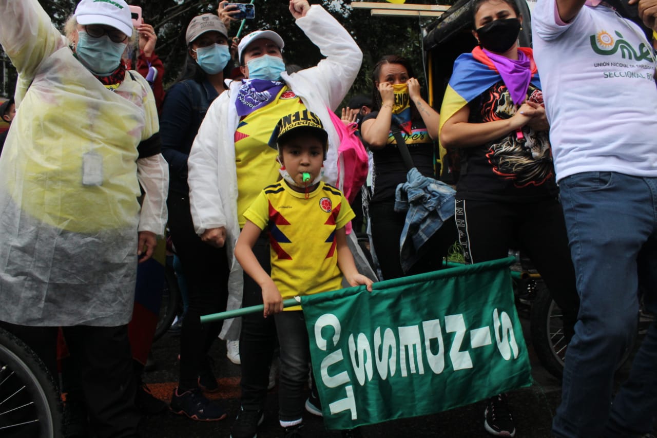 La Secretaría de Gobierno de Bogotá y las alcaldías locales acompañas las movilizaciones y concentraciones que todavía se desarrollan en la ciudad.