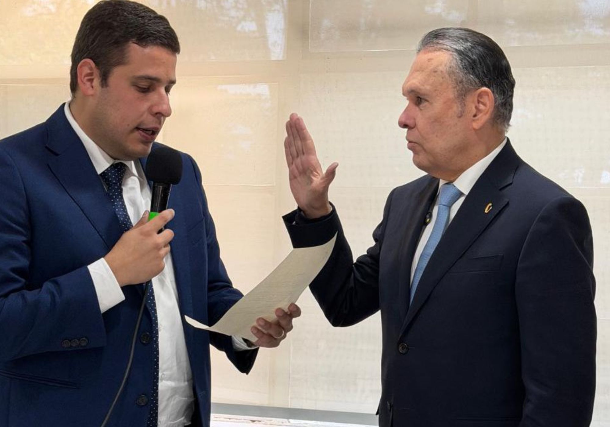 Efraín Cepeda vuelve a la presidencia del Partido Conservador: fue decisión unánime