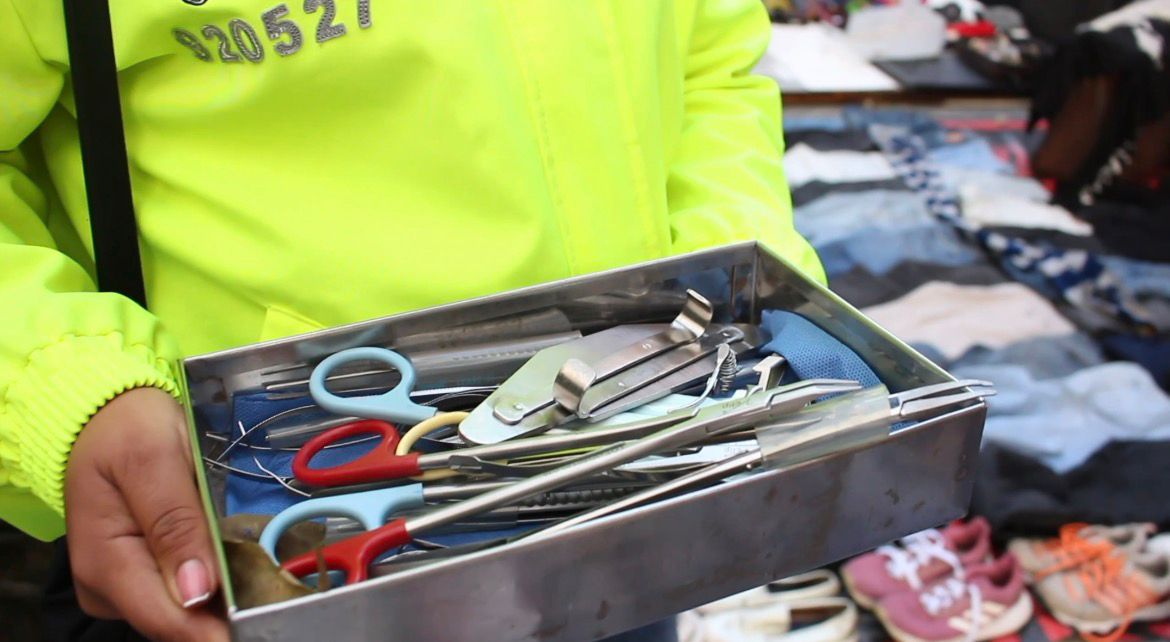 Venta ilegal de instrumentos quirúrgicos usados fue desmontada en la Carrera Séptima