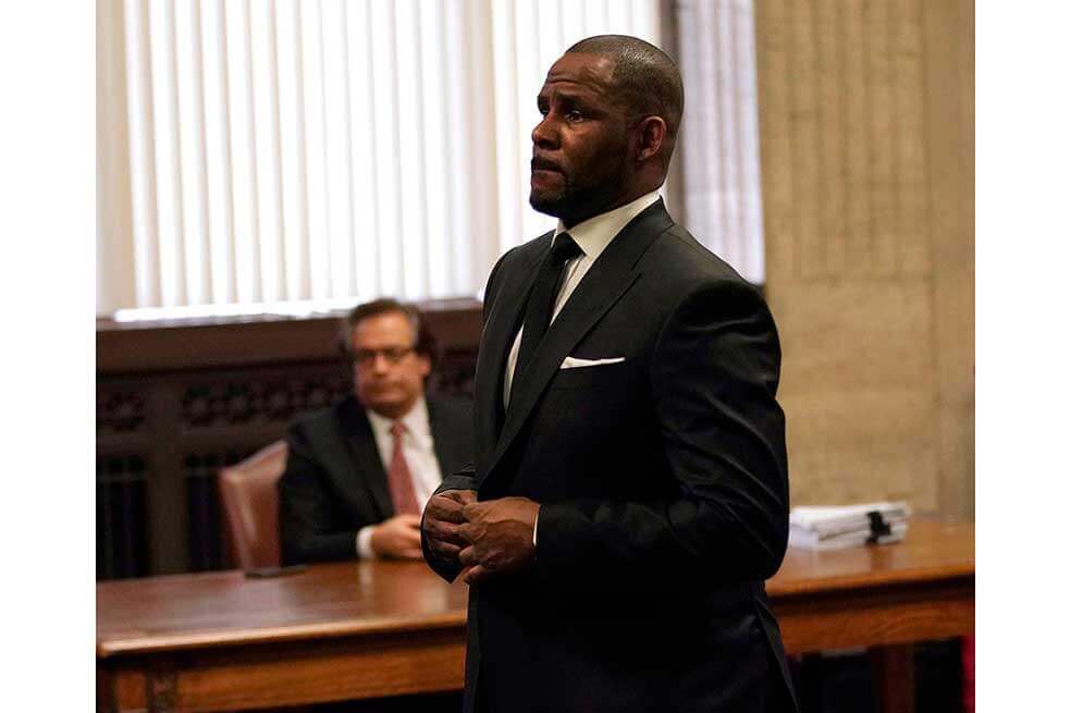 R. Kelly afrontará nuevos cargos en Nueva York por violación de menor