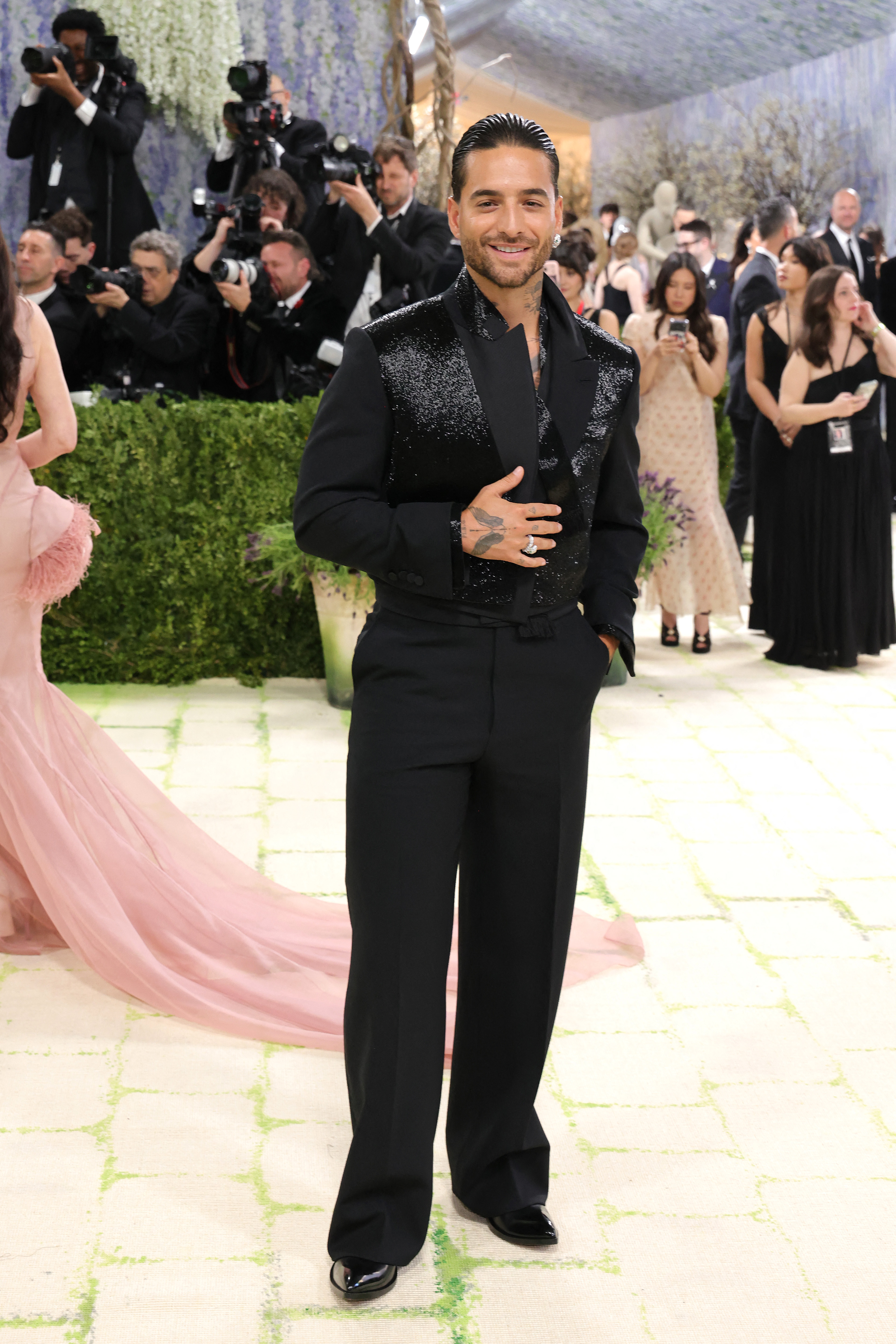 Maluma llegó a la gala del MET 2026 vestido de Tom Ford: ¿en quién se inspiró?