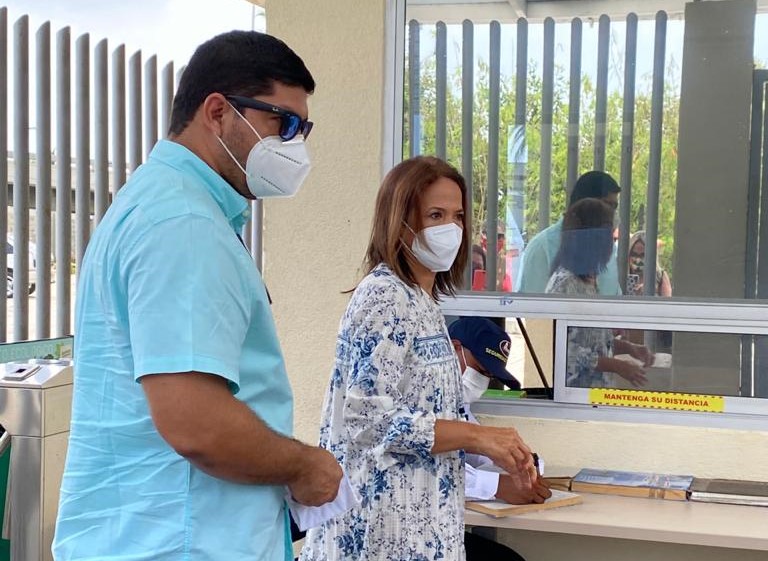 Exalcaldesa Judith Pinedo se entrega a la Fiscalía para cumplir con su condena