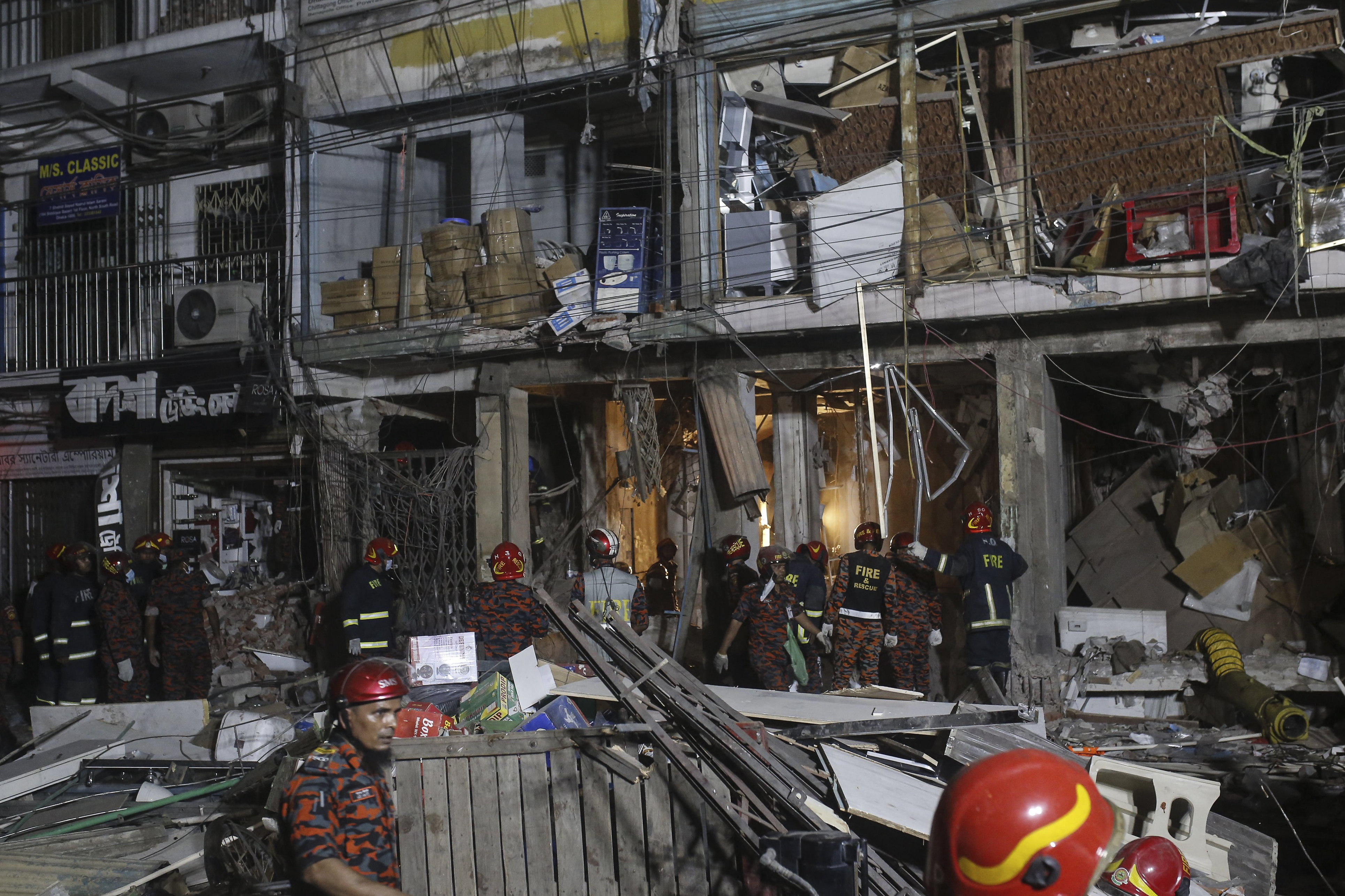 Explosión en Bangladesh causa la muerte de 15 personas