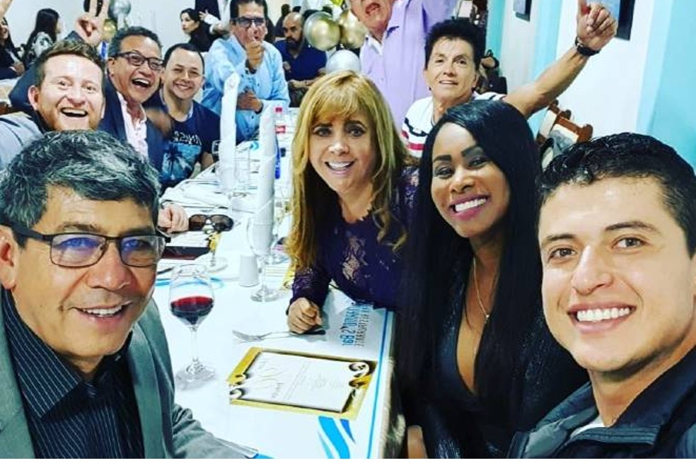 Humorista de ‘Sábados Felices’ se casó en Medellín. Así fue la celebración