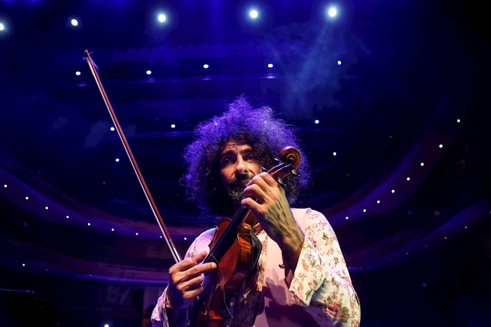 Ara Malikian: “Obviamente la muerte asusta, pero hay que naturalizarla”