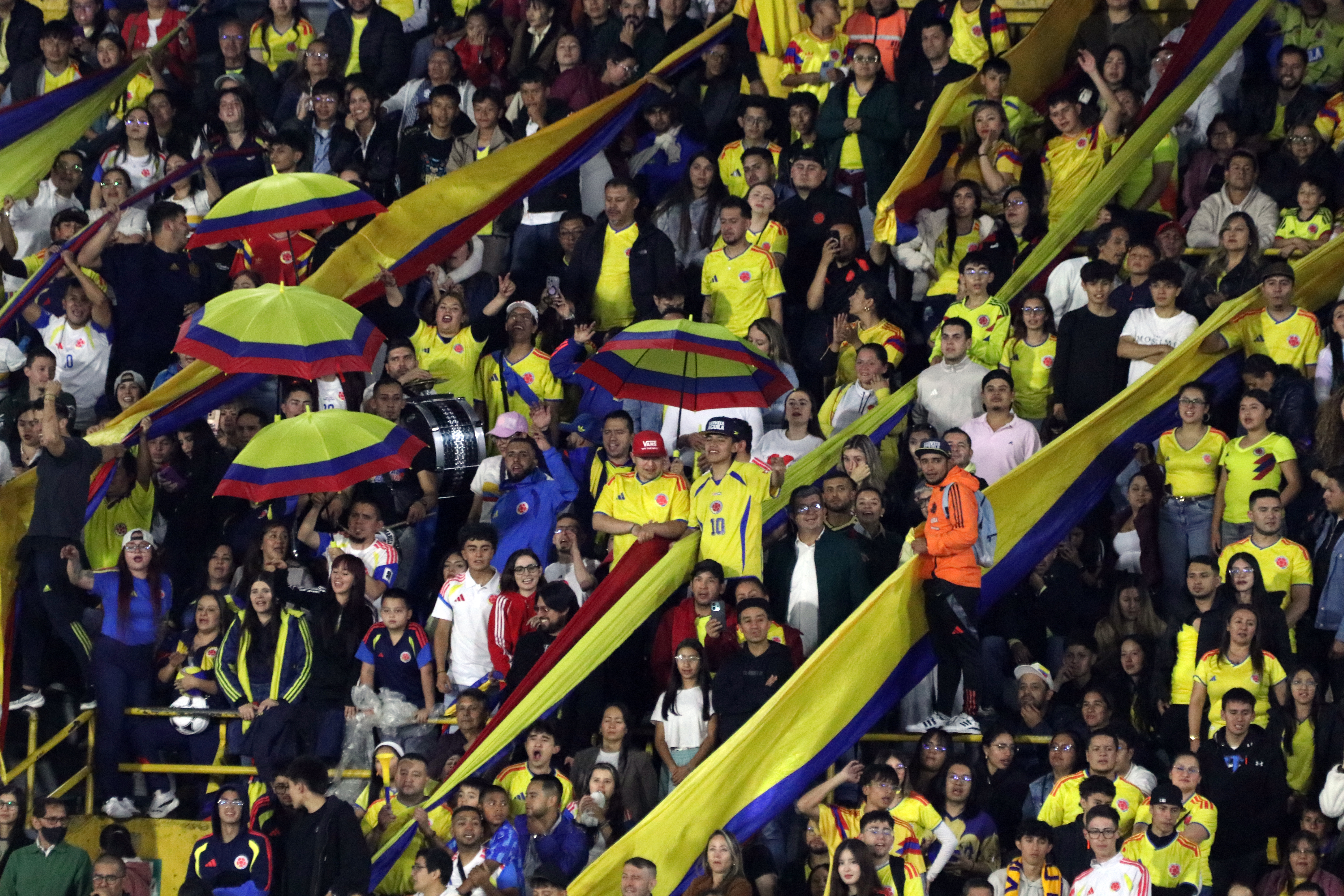 Partido benéfico Levantemos a Colombia.