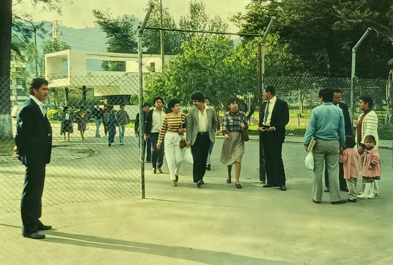 Estudiantes de la Universidad Nacional, década de los ochenta.