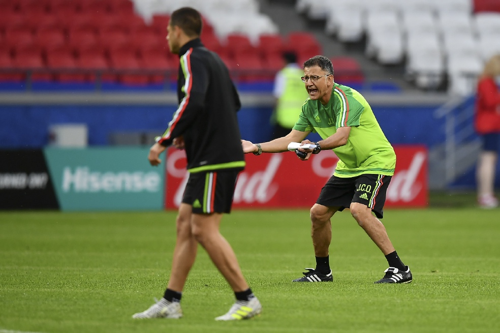Juan Carlos Osorio lleva 25 partidos al frente de la selección de México, con un rendimiento del 78,6 %. / AFP