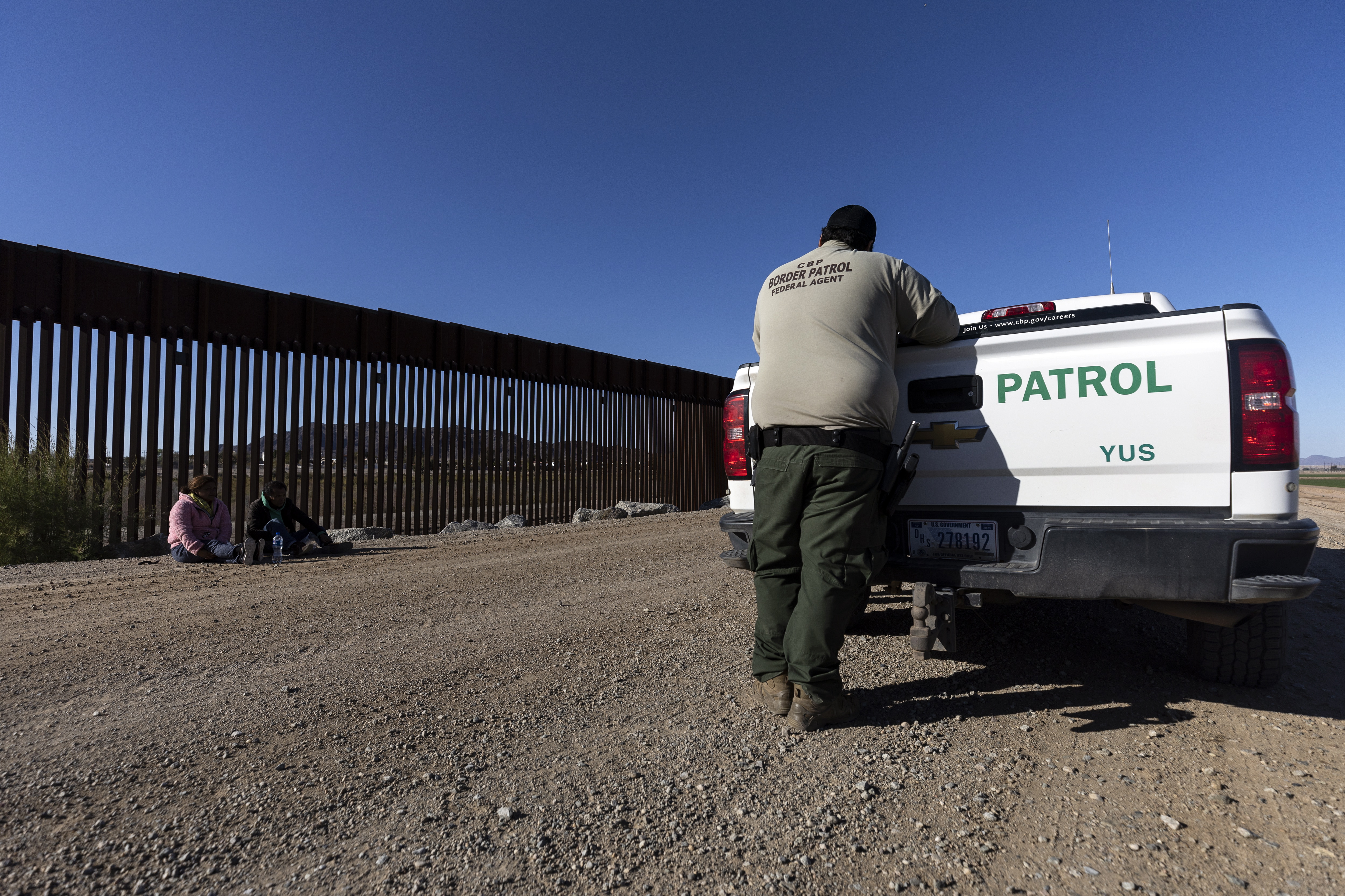 Muchos inmigrantes se marchan tras décadas de estancia irregular en Estados Unidos