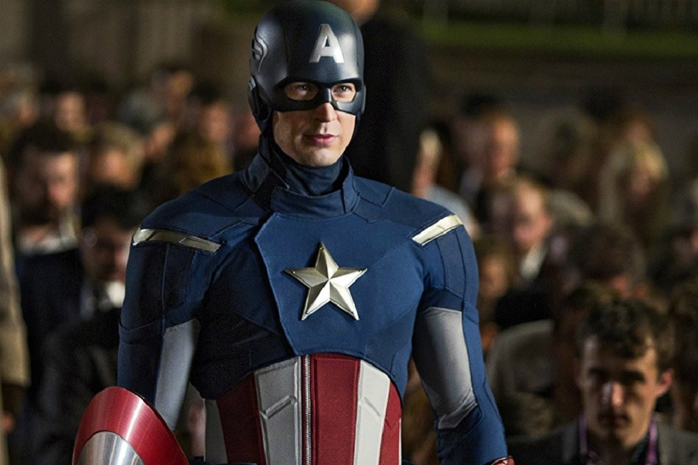 Chris Evans felicita al Capitán América por su centenario