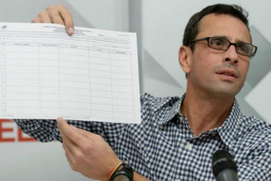 Oposición venezolana dice que logró validar firmas para referendo revocatorio contra Maduro