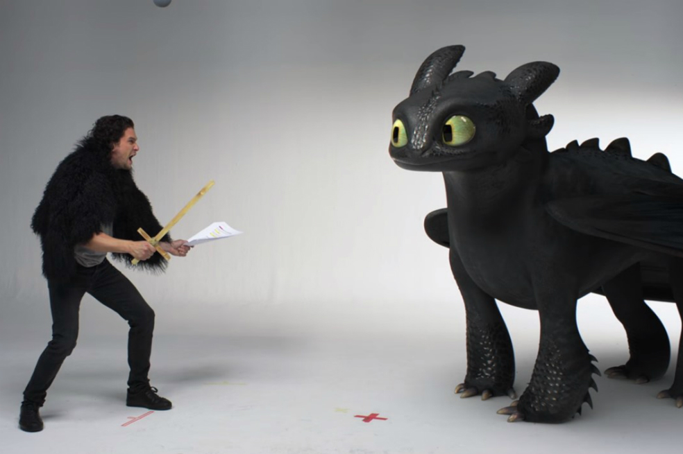 Jon Snow y Chimuelo en un clip