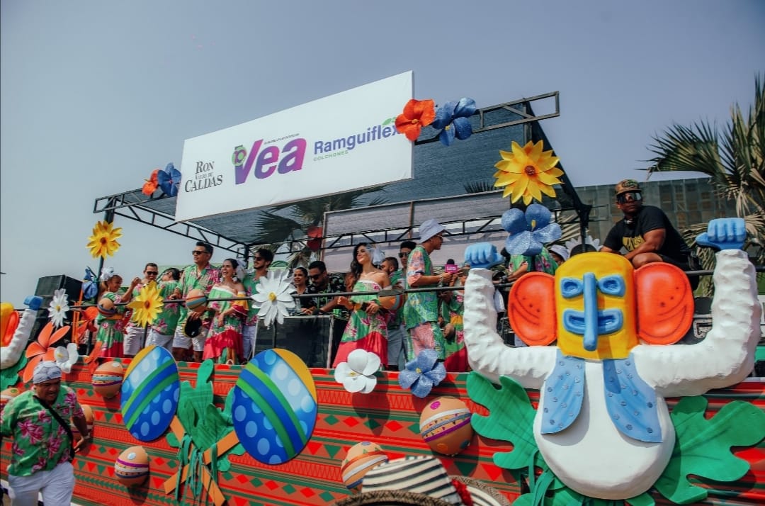 Carnaval de Barraquilla: Carroza Vea, la más ovacionada de la Batalla de Flores.