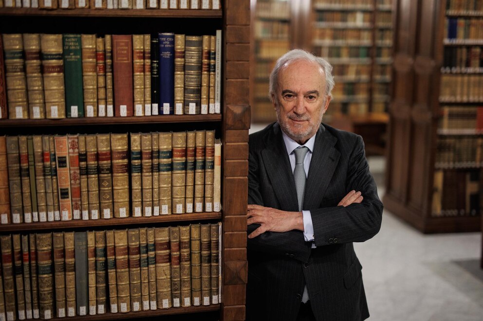 Santiago Muñoz Machado