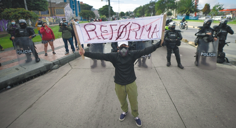 Consejo de Estado suspende decreto de asistencia militar a protestas
