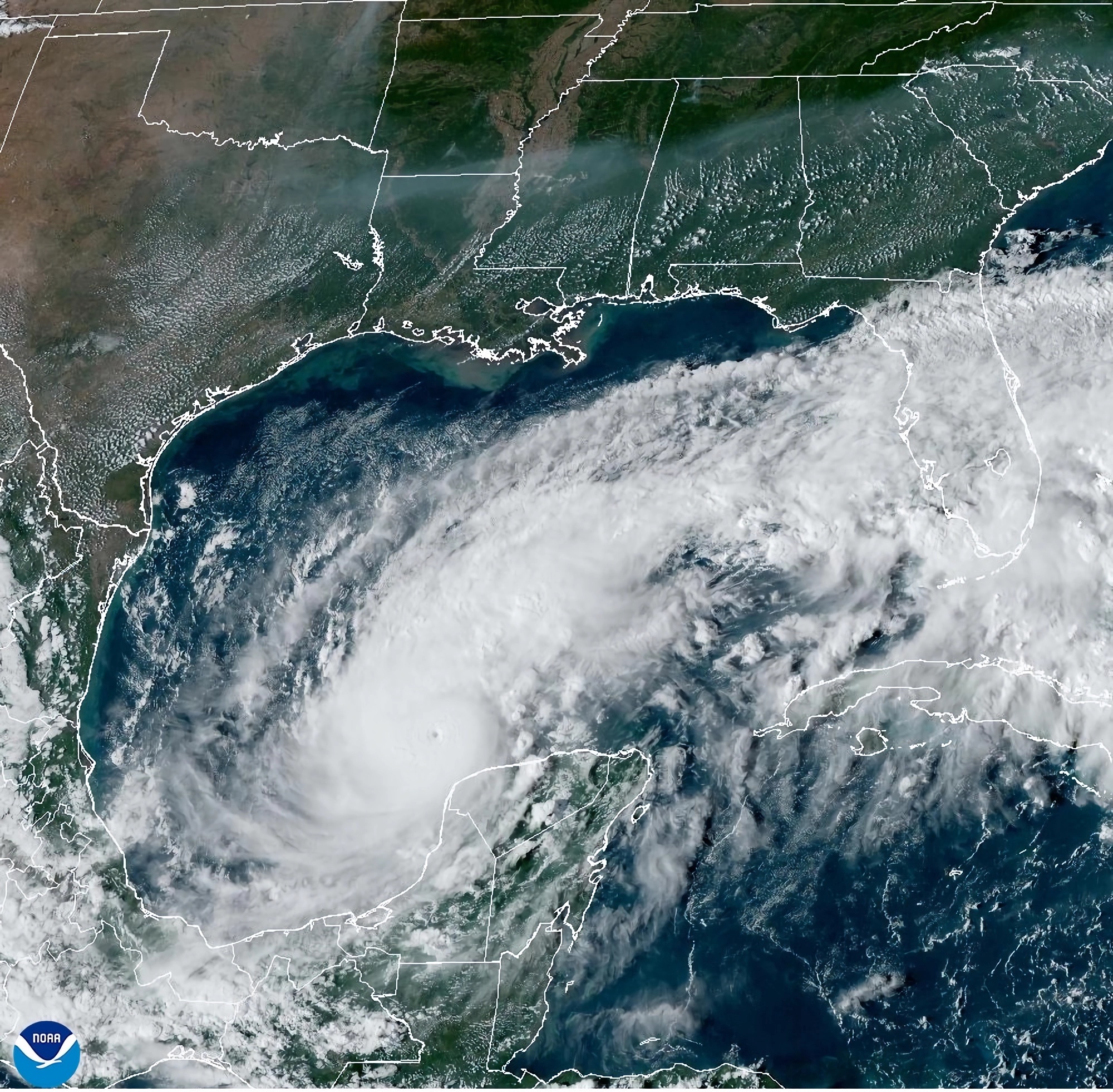 En video: así avanza el huracán Milton categoría 5, que tiene en alerta a Florida