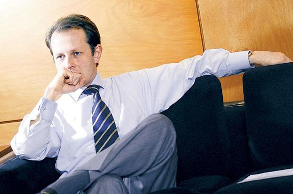 Andrés Felipe Arias seguirá detenido