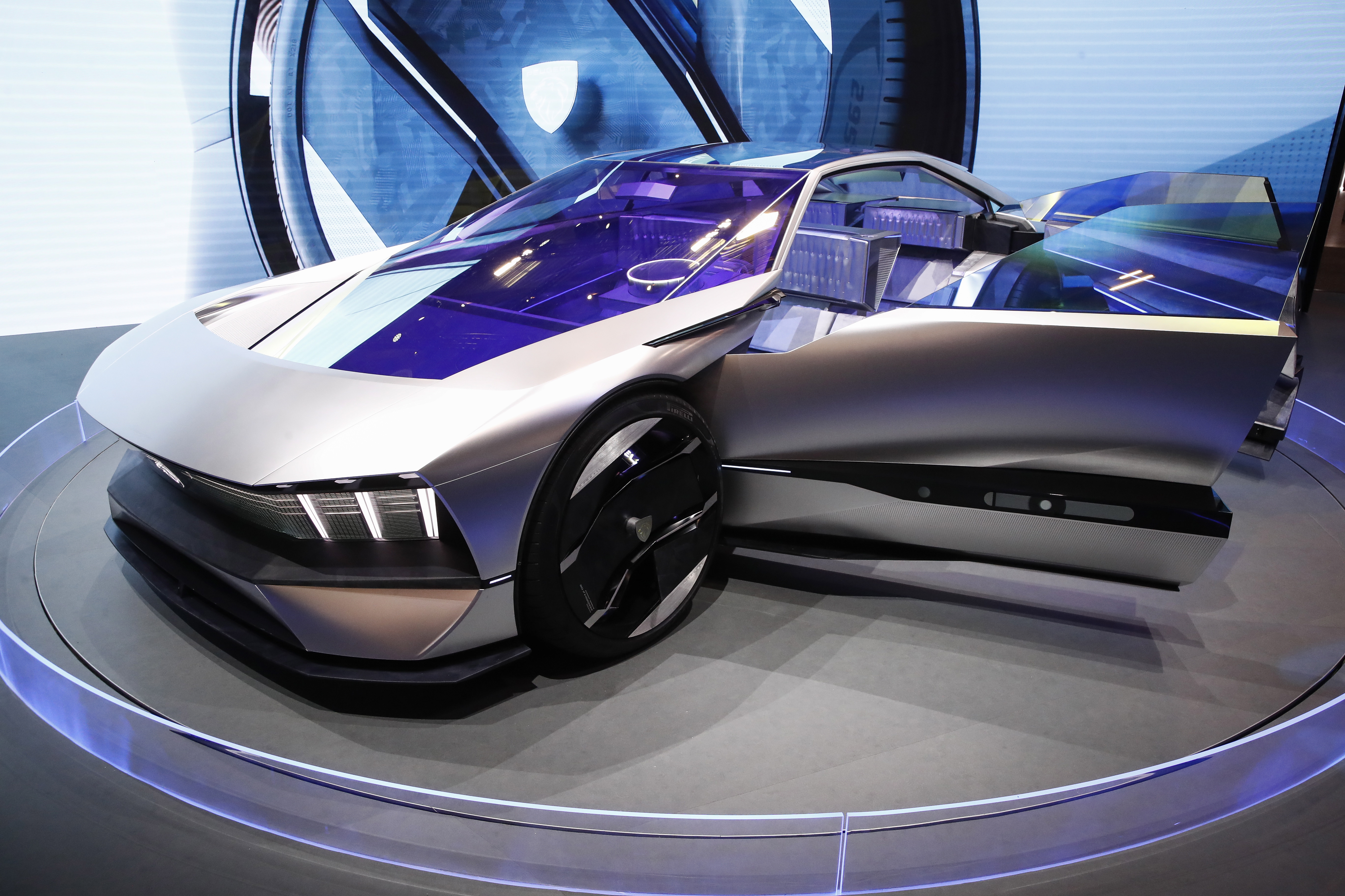 Video: Inception, el carro de Peugeot para una “nueva generación de clientes”