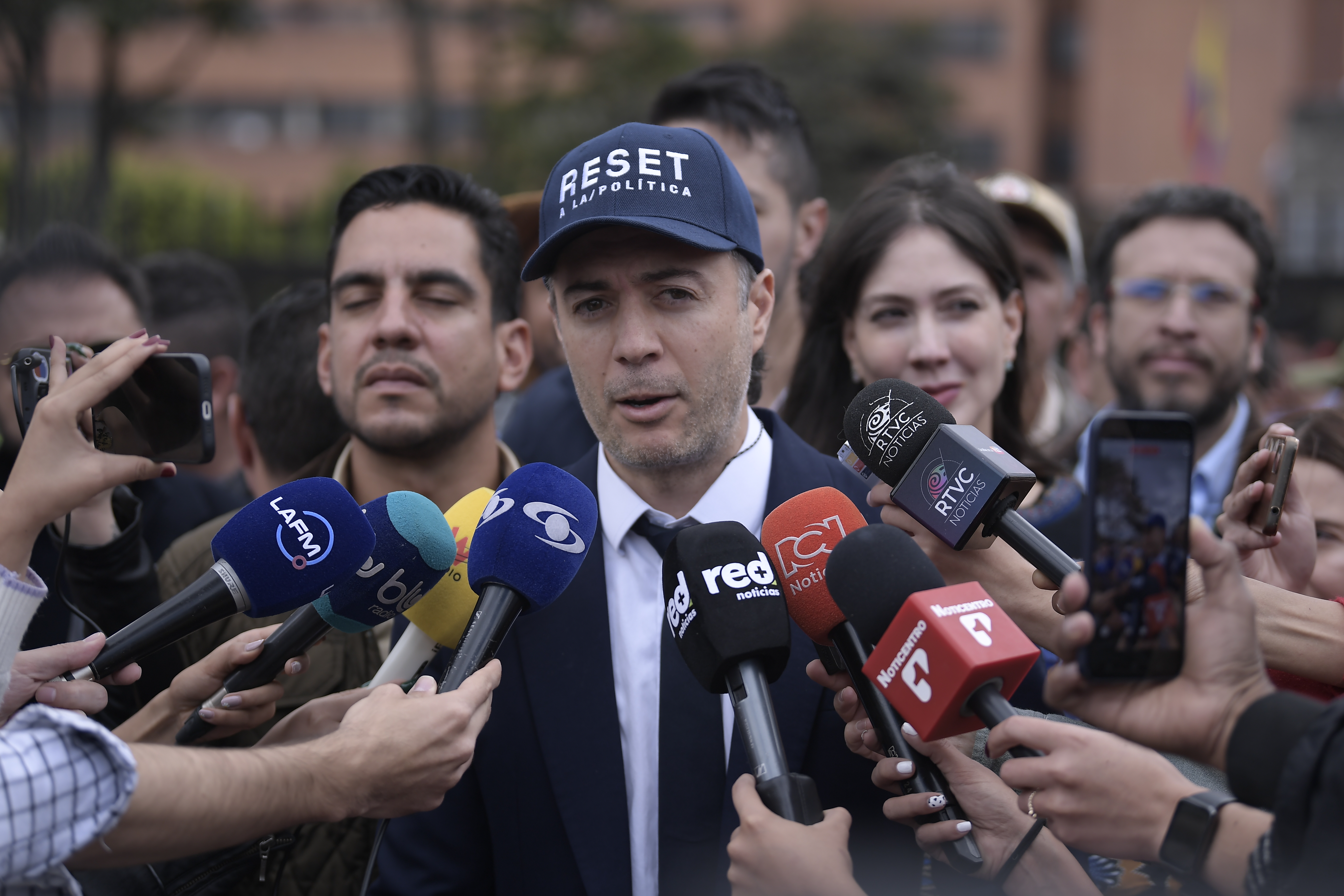Quintero se baja de consulta del Pacto y Petro habla de “golpe antidemocrático”