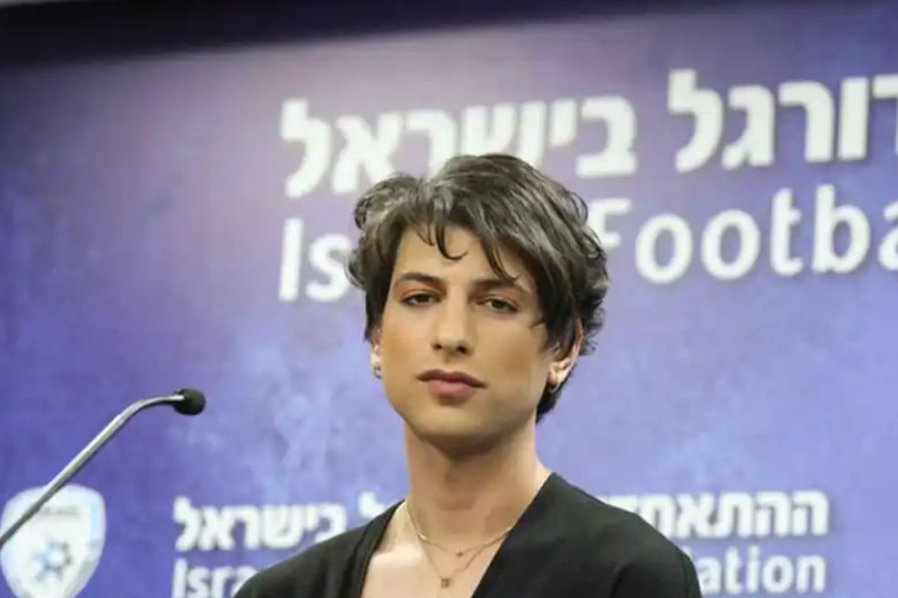 Sapir Berman: la primera arbitra transgénero del fútbol en Israel