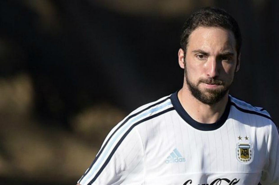 Gonzalo Higuaín no viaja a Estados Unidos y Argentina sufre su sexta baja