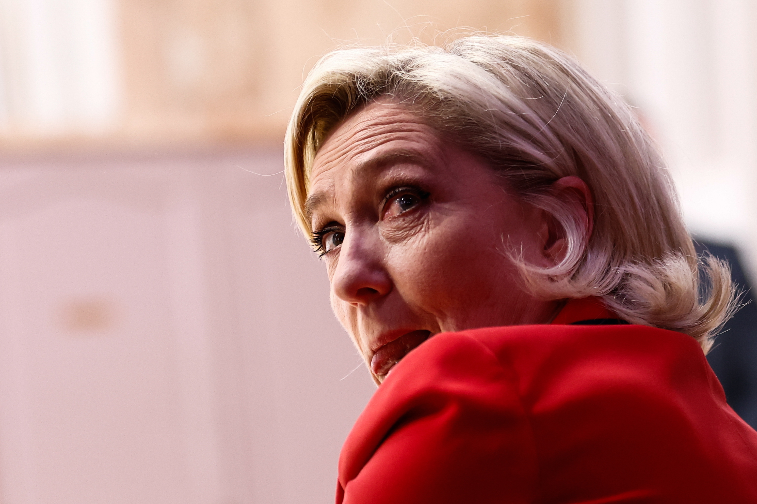 La extrema derecha se fortalece en la recta final de las elecciones en Francia