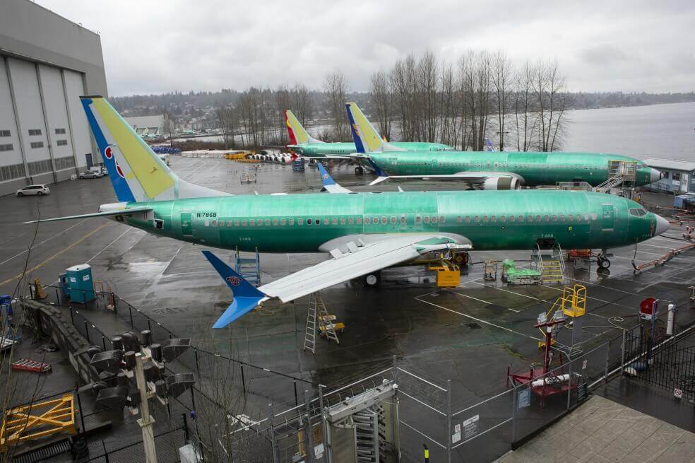 Boeing cree que el 737 MAX volará de nuevo a final de año y subirá producción