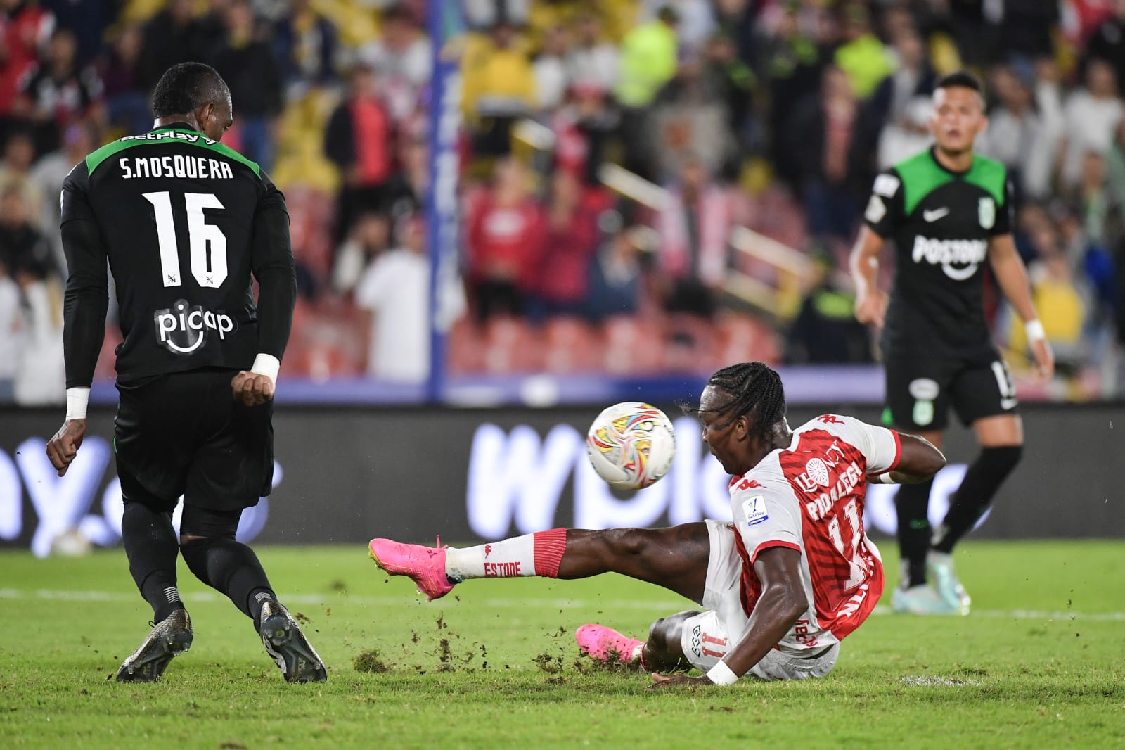 Nacional venció 2-0 a Santa Fe.