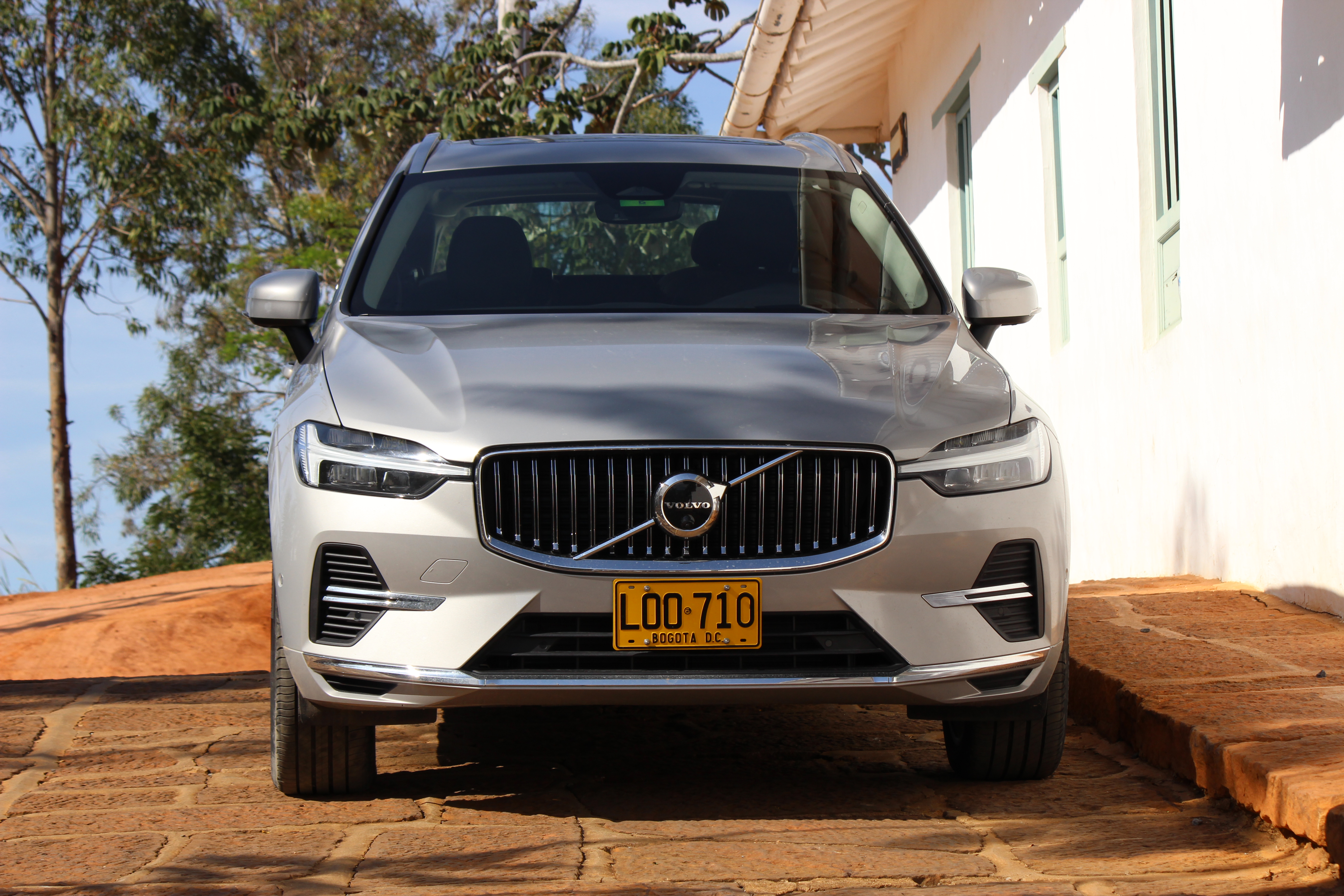 Volvo XC60 T8 Ultimate tiene un precio de $360’000.000.