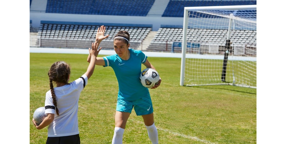 “La Tierra del Nuevo Fútbol”: la campaña de Nike que lidera Natalia Gaitán