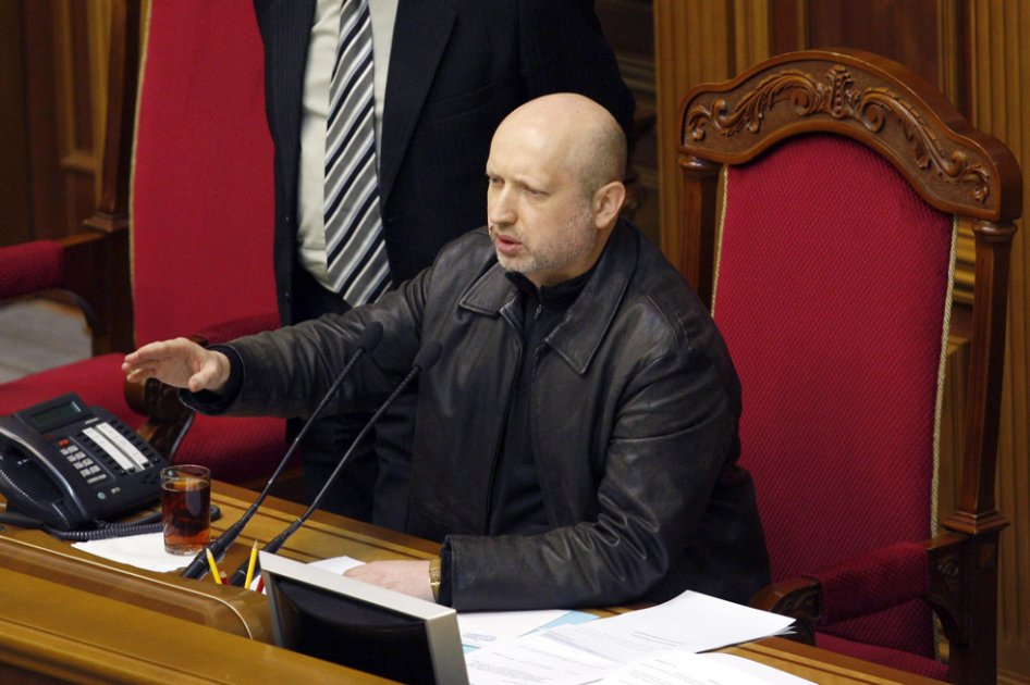El mandatario interino de un proeuropeo, Olexander Turchinov.