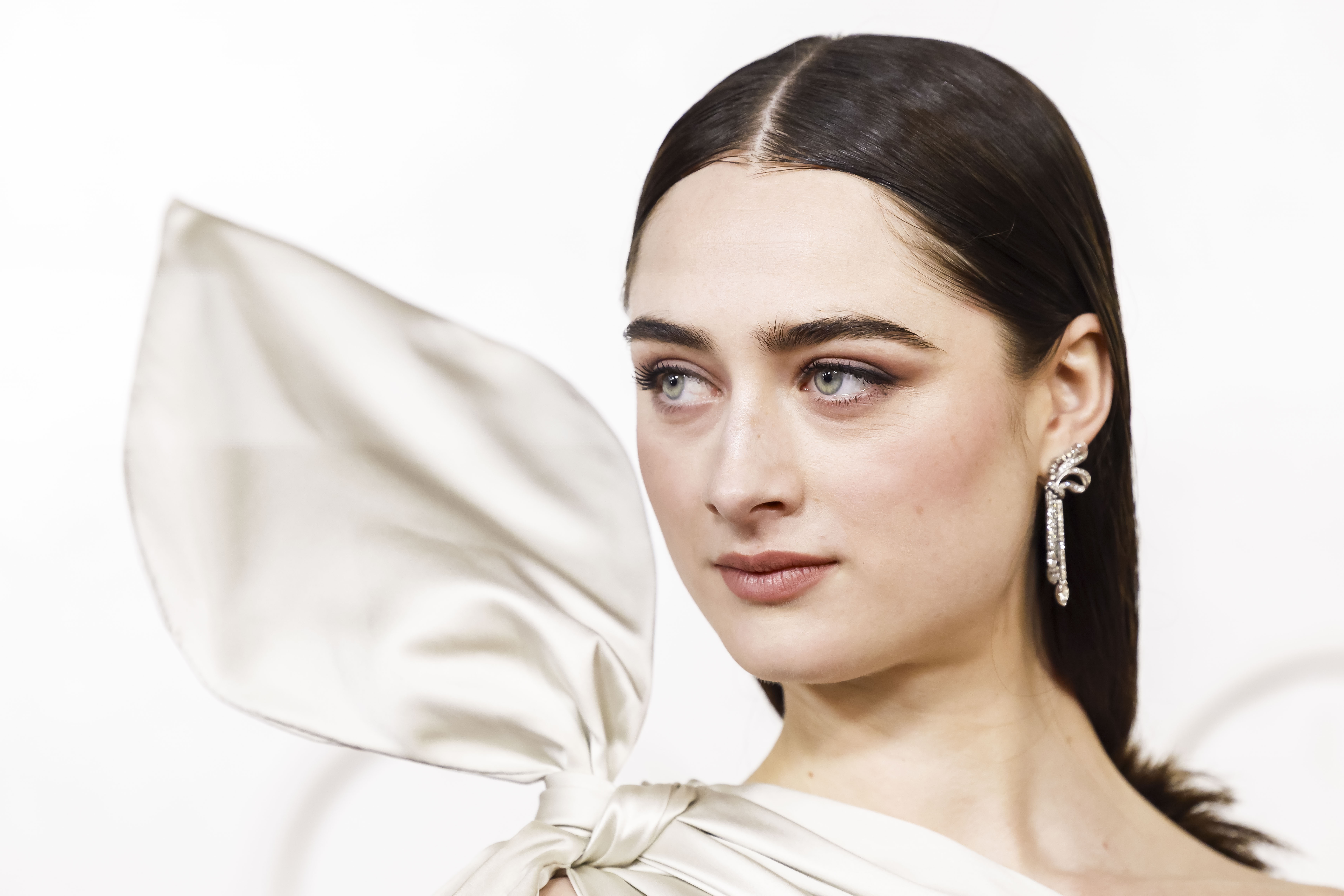 LOS ANGELES (United States), 02/03/2025.- Actor Raffey Cassidy of the UK arrives on the red carpet during the 97th annual Academy Awards ceremony at the Dolby Theatre in the Hollywood neighborhood of Los Angeles, California, USA, 02 March 2025. EFE/EPA/CAROLINE BREHMAN