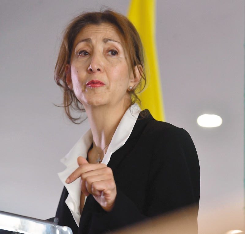 “Derecha e izquierda no ofrecen nada distinto al sistema de corrupción”