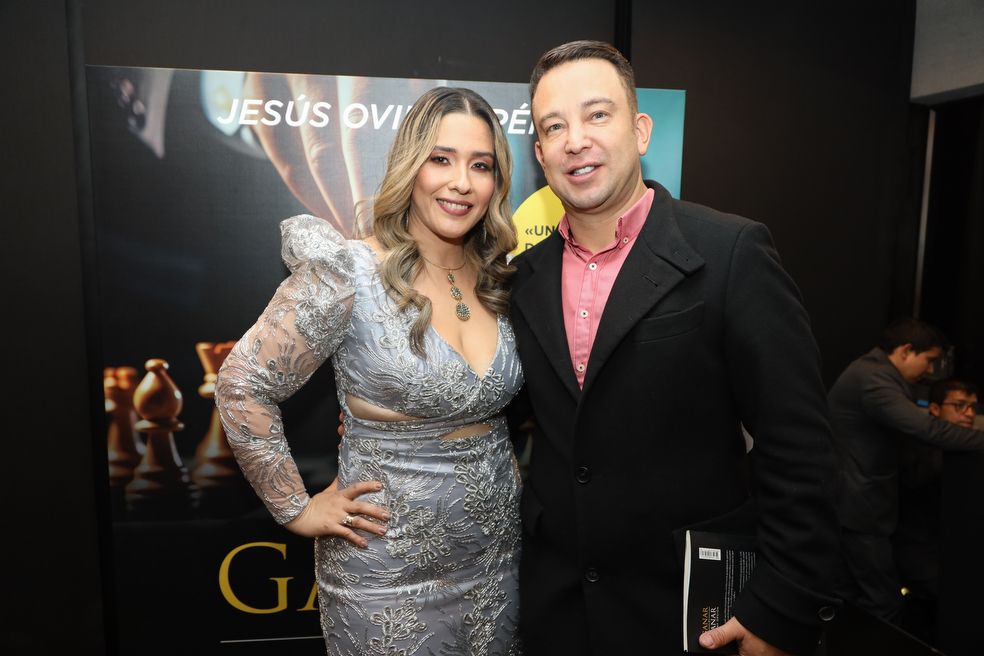 Claudia Medina y Yefer Vega