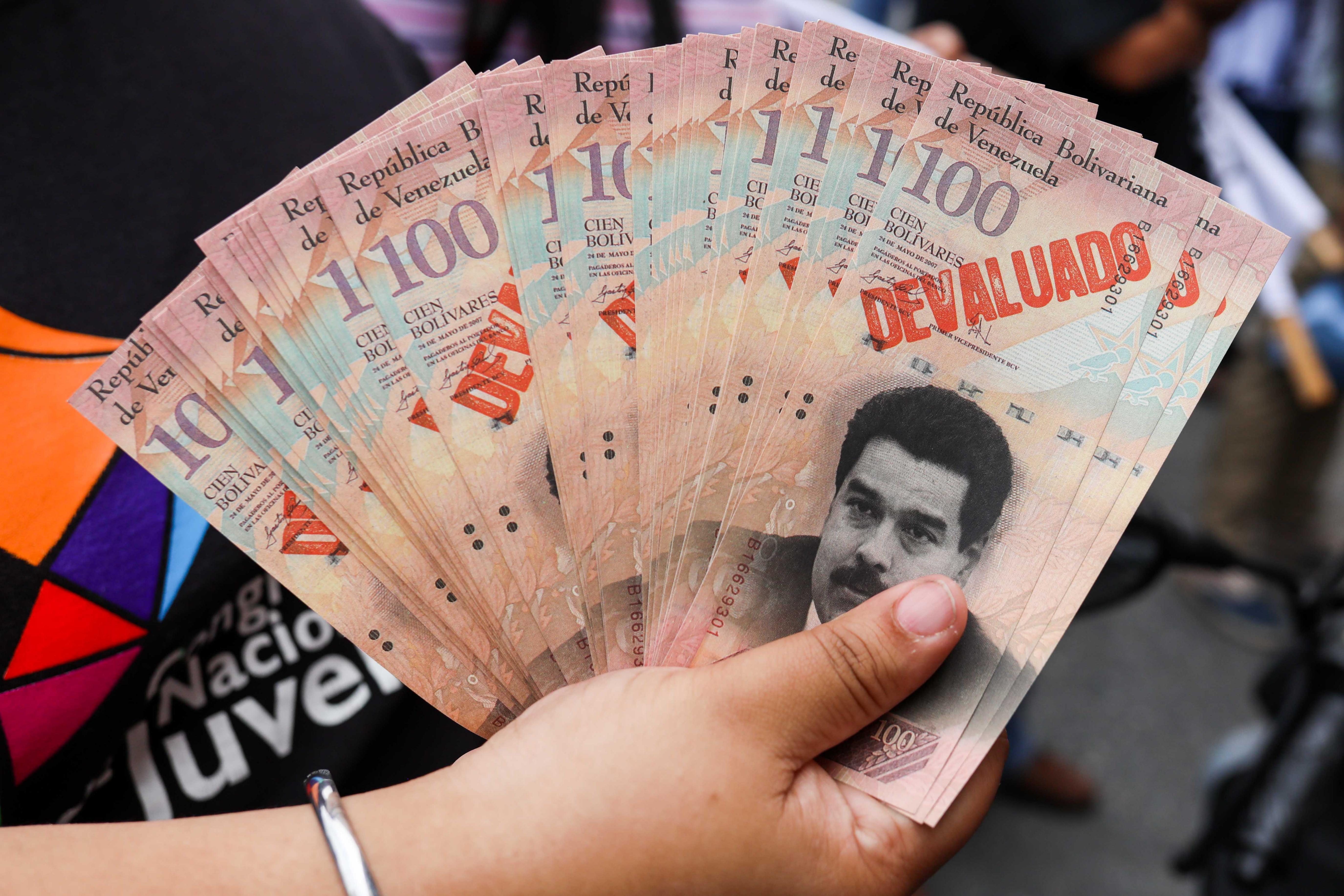 Maduro anuncia que pedirá «indemnización» por colombianos en Venezuela