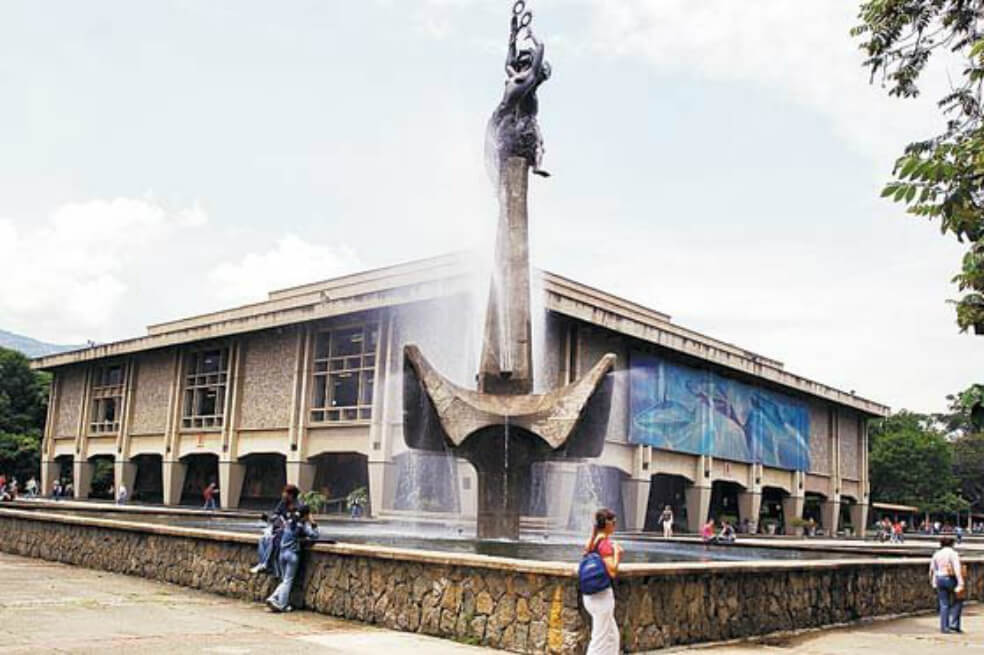 Objeciones a la JEP “abren escenarios riesgosos a la democracia”: profesores de Derecho de la U. de Antioquia