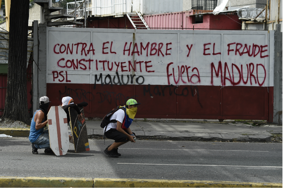 Oposición reta a Maduro con una "toma de Venezuela" contra la Constituyente 